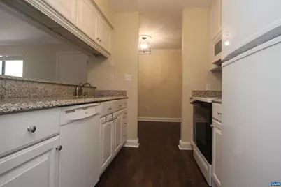 332 South Pantops Dr, Charlottesville, VA 22911 - Photo 10