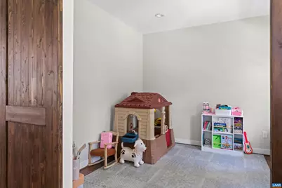534 Tanager Woods Ct, Earlysville, VA 22936 - Photo 14