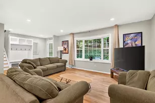 98 Oak Forest Cir, Charlottesville, VA 22901 - Photo 6