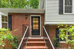 98 Oak Forest Cir, Charlottesville, VA 22901 - Photo 2