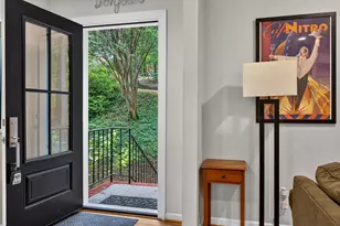 98 Oak Forest Cir, Charlottesville, VA 22901 - Photo 4