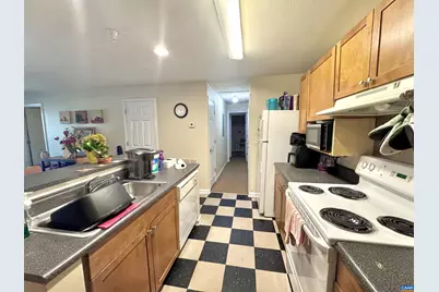 195 Yellowstone Dr #201, Charlottesville, VA 22903 - Photo 12