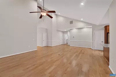 1824 Barefoot Ct, Charlottesville, VA 22901 - Photo 8