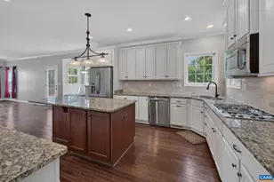 258 Shamrock Rd, Charlottesville, VA 22903 - Photo 8