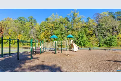 1915 Beechcrest Ct #101, Charlottesville, VA 22903 - Photo 38
