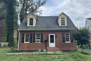 524 Valley Rd, Charlottesville, VA 22903 - Photo 1