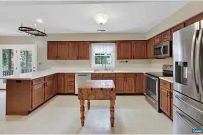 3064 Amberfield Trl, Charlottesville, VA 22911 - Photo 10