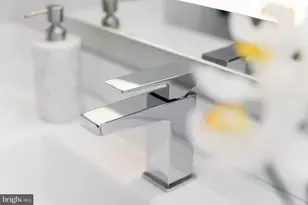 300 St Paul Pl, Baltimore, MD 21202 - Photo 40