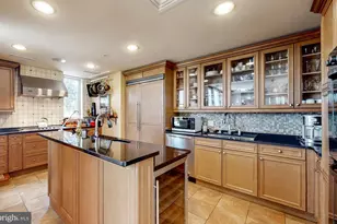 801 Key Hwy, Baltimore, MD 21230 - Photo 14