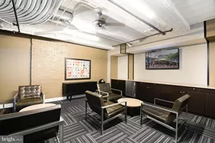 301 N Charles St, Baltimore, MD 21201 - Photo 16