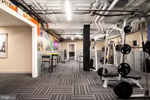 301 N Charles St, Baltimore, MD 21201 - Photo 28