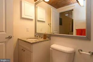 519 W Pratt St, Baltimore, MD 21201 - Photo 46