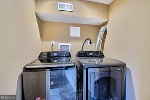 2623 E Biddle St, Baltimore, MD 21213 - Photo 28