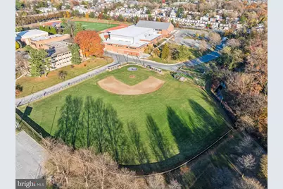 401 Yale Avenue, Baltimore, MD 21229 - Photo 14