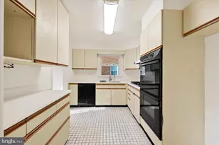 3814 Grantley Rd, Baltimore, MD 21215 - Photo 12