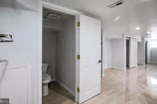 815 N Calhoun St, Baltimore, MD 21217 - Photo 38