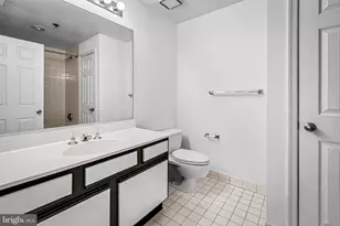 960 Fell St, Baltimore, MD 21231 - Photo 18