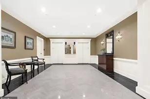 10 E Lee St, Baltimore, MD 21202 - Photo 34