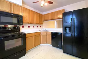 1110 S Kenwood Ave, Baltimore, MD 21224 - Photo 10