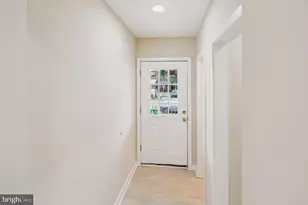 3701 Manchester Ave, Baltimore, MD 21215 - Photo 14