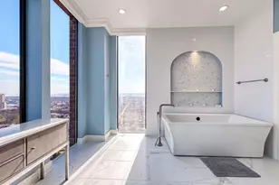 10 E Lee St, Baltimore, MD 21202 - Photo 38