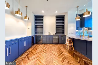 10 E Lee Street #2701, Baltimore, MD 21202 - Photo 2