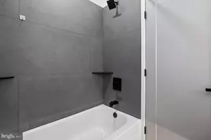 3306 E Lombard St, Baltimore, MD 21224 - Photo 22