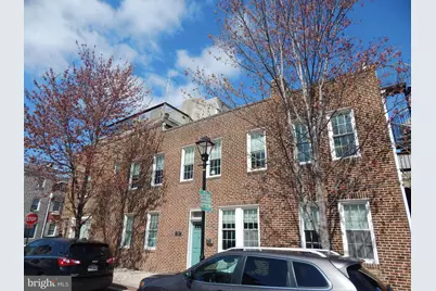 241 S Exeter Street, Baltimore, MD 21202 - Photo 2