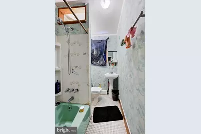 729 E 37th Street, Baltimore, MD 21218 - Photo 14