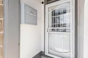 1824 St Paul St, Baltimore, MD 21202 - Photo 2