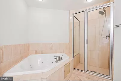 1400 Lancaster Street #902, Baltimore, MD 21231 - Photo 28