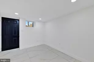 1748 N Chester St, Baltimore, MD 21213 - Photo 24