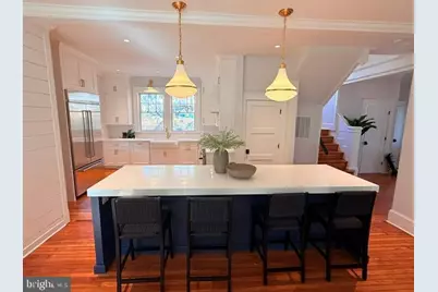 520 Woodlawn Road, Baltimore, MD 21210 - Photo 2