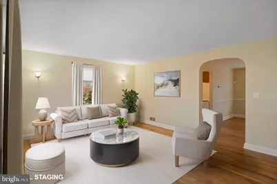 5709 Woodcrest Avenue, Baltimore, MD 21215 - Photo 2