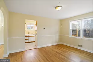 5709 Woodcrest Ave, Baltimore, MD 21215 - Photo 18