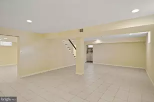 5709 Woodcrest Ave, Baltimore, MD 21215 - Photo 24