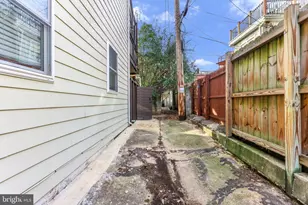 404 S Castle St, Baltimore, MD 21231 - Photo 46