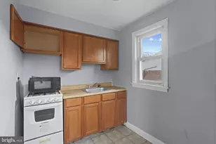 4511 Fairfax Rd, Baltimore, MD 21216 - Photo 26