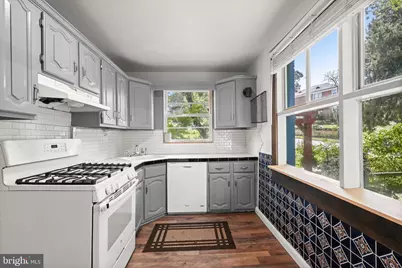 6201 Chinquapin Parkway, Baltimore, MD 21239 - Photo 4