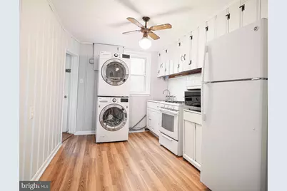 1007 S Highland Avenue, Baltimore, MD 21224 - Photo 12