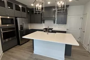 2512 W Peninsula Dr, Baltimore, MD 21230 - Photo 4