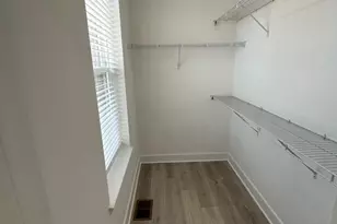 2512 W Peninsula Dr, Baltimore, MD 21230 - Photo 10