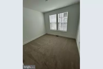 2512 W Peninsula Drive, Baltimore, MD 21230 - Photo 16