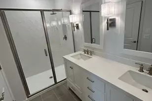 2512 W Peninsula Dr, Baltimore, MD 21230 - Photo 12