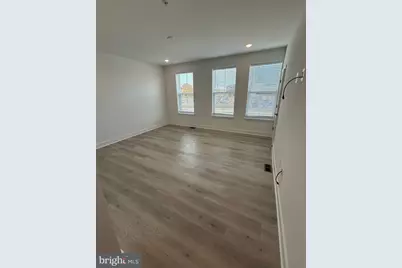 2512 W Peninsula Drive, Baltimore, MD 21230 - Photo 8