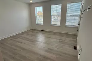 2512 W Peninsula Dr, Baltimore, MD 21230 - Photo 8