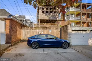 2446 Eutaw Pl, Baltimore, MD 21217 - Photo 30