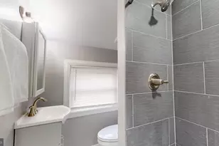 1912 E Pratt St, Baltimore, MD 21231 - Photo 20