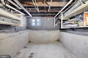 1722 E 30th St, Baltimore, MD 21218 - Photo 34