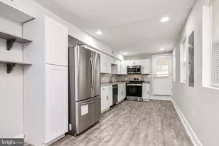 2221 E Fayette St, Baltimore, MD 21231 - Photo 2